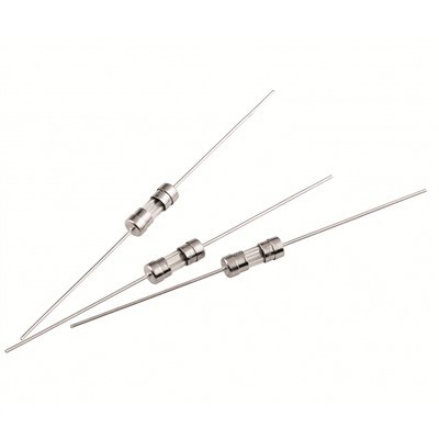 Apakah perbezaan antara fius kartrij bertindak pantas dan bertindak perlahan?