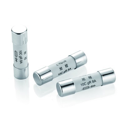 Fius untuk sistem solar